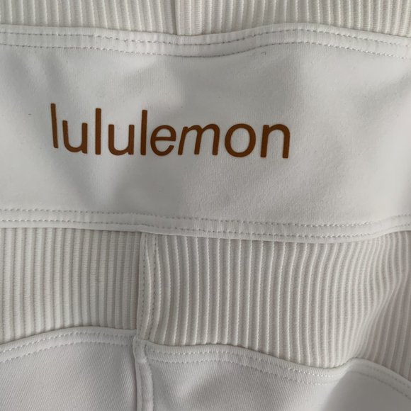 Lululemon New Ambition Super High-Rise Tight 25" - Picture 3 of 5